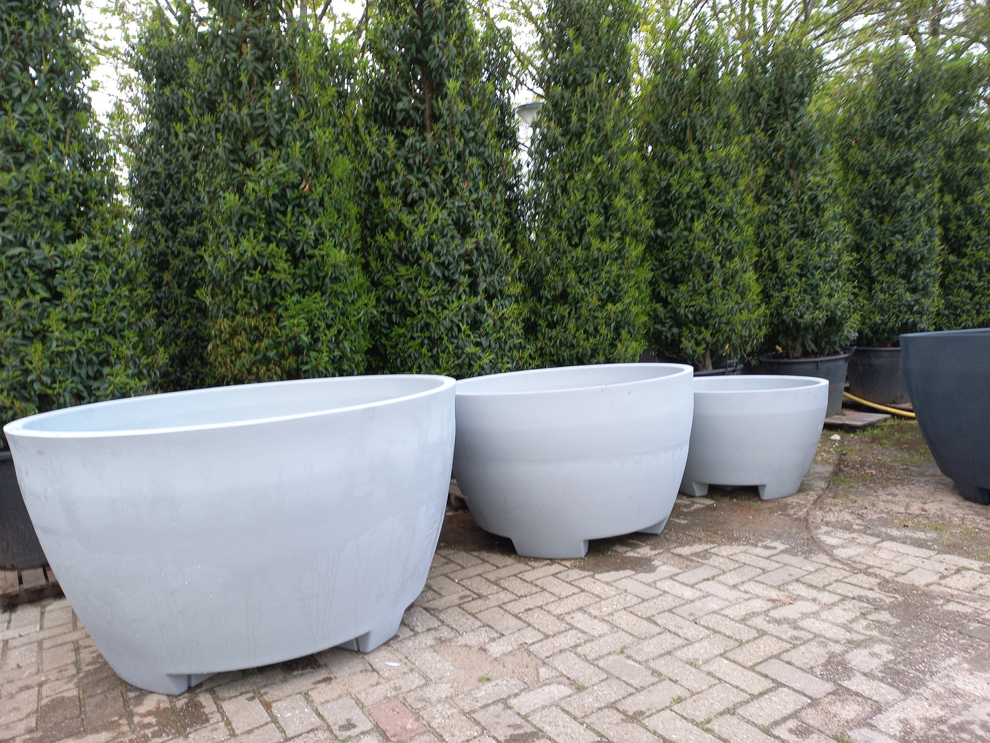 Megalos exclusive pot aged stone